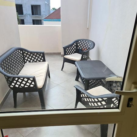 Plaza Top Floor Apartment Santa Maria Luaran gambar