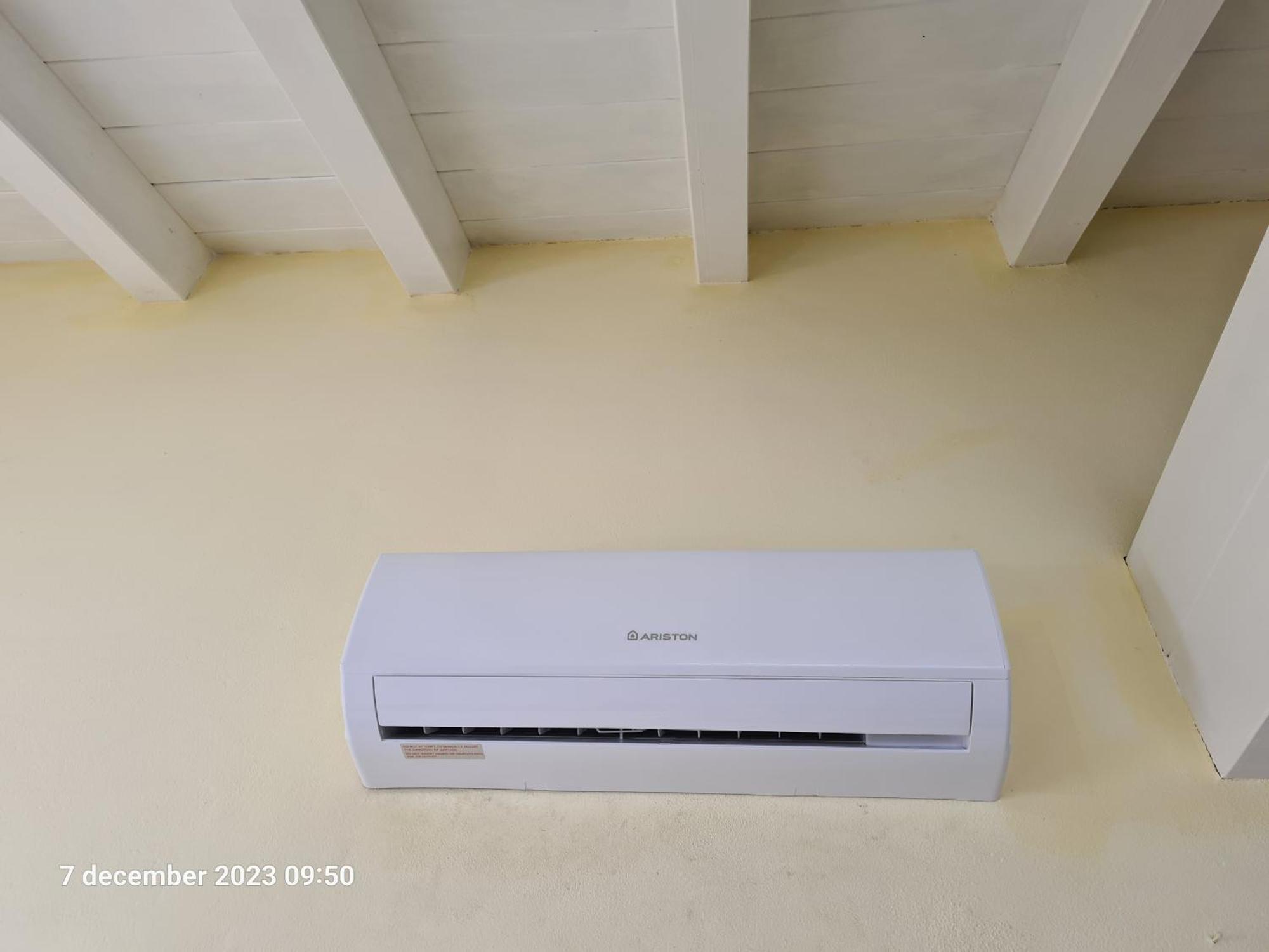 Plaza Top Floor Apartment Santa Maria Luaran gambar